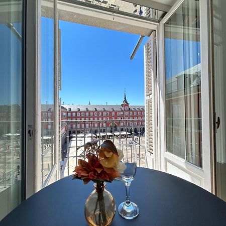 Plaza Mayor View Madrid Exterior photo